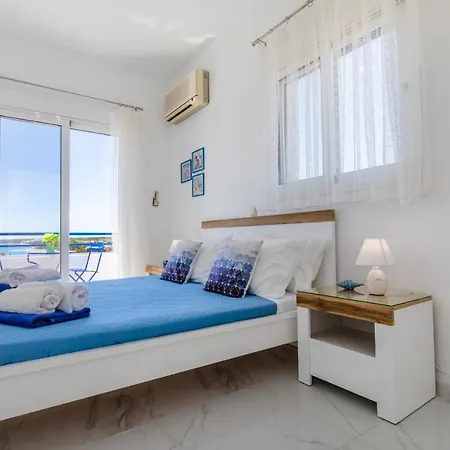 White Blue Villa Lakhania