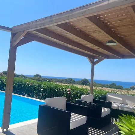 White Blue 라카니아